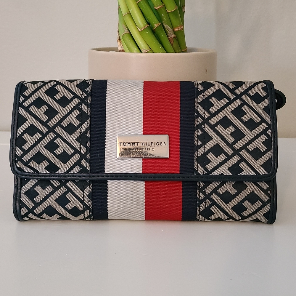 Tommy Hilfiger Wallet